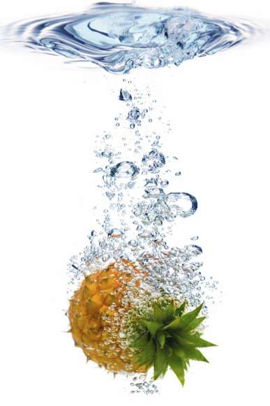 Naklejka Ananas wpadający do wody